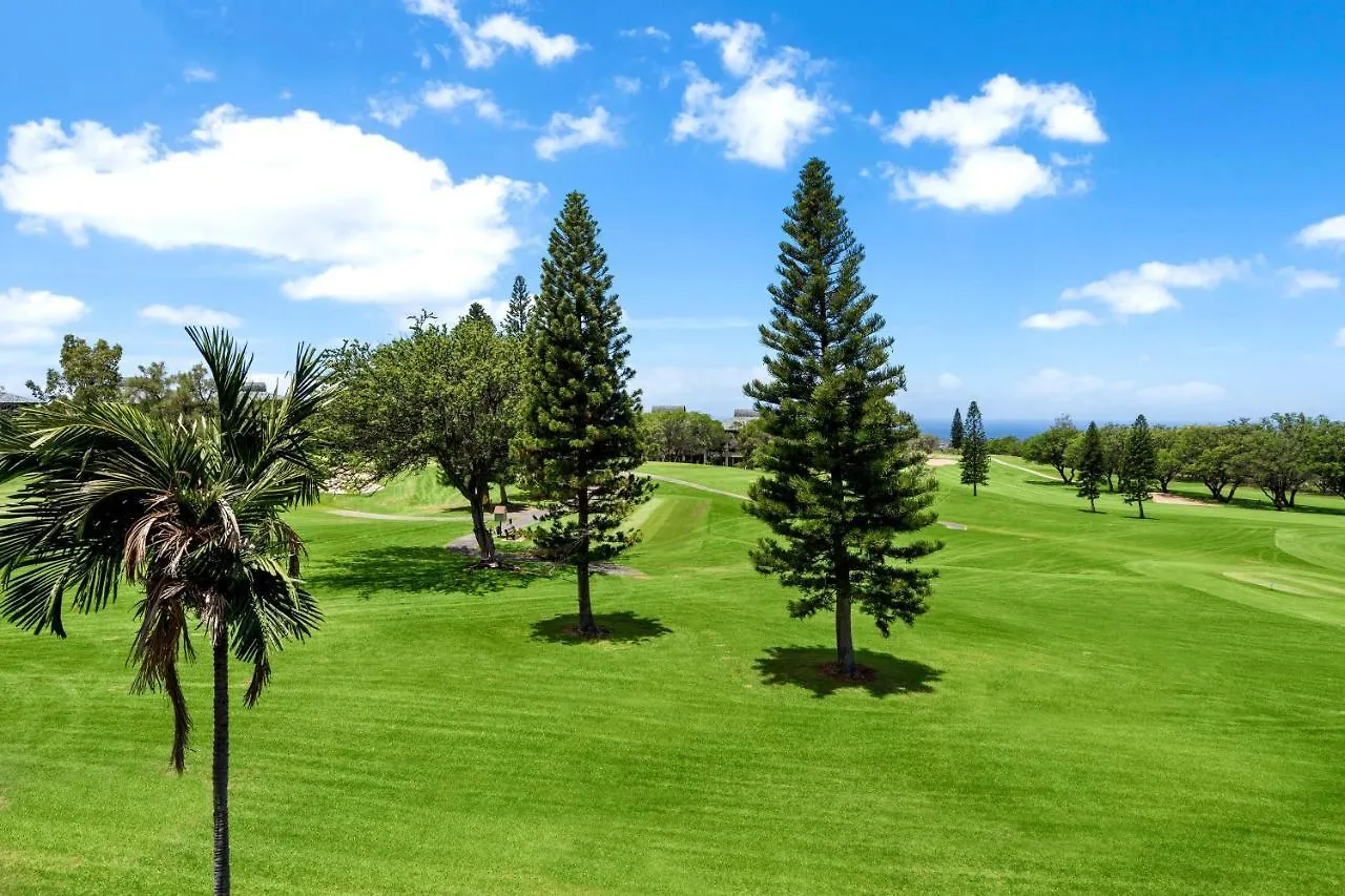 Waikoloa Fairways #A310: Top Floor,Breathtaking Lake, Golf Course&Ocean Views Holiday home